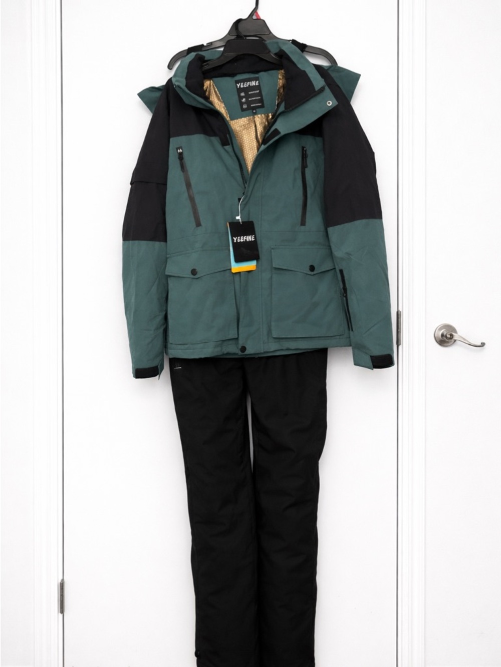 YEEFINE Ski Snowboard Set Waterproof Jacket Pants Green Black NWT